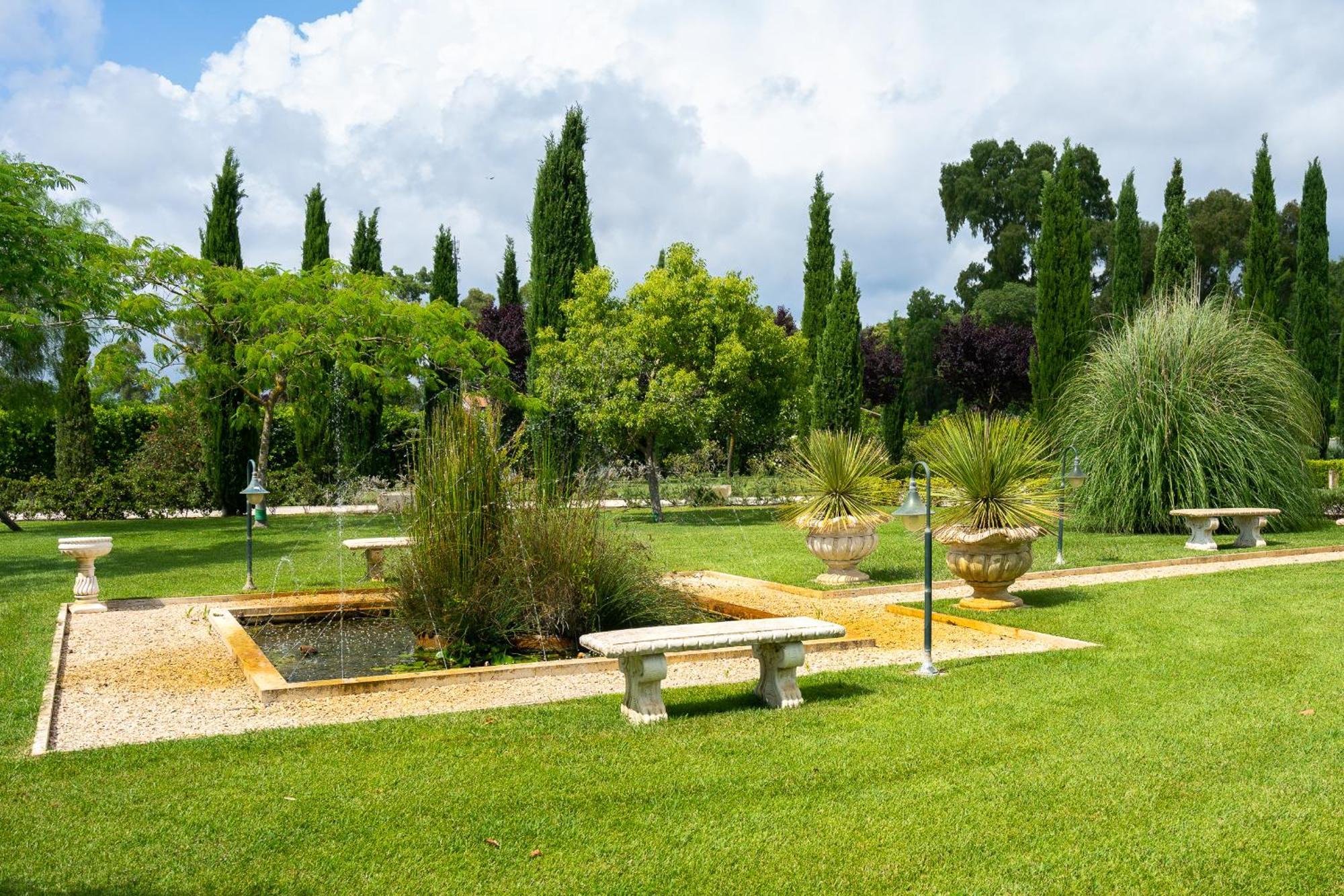 Casale Delle Ronde B&B Latina Exterior photo