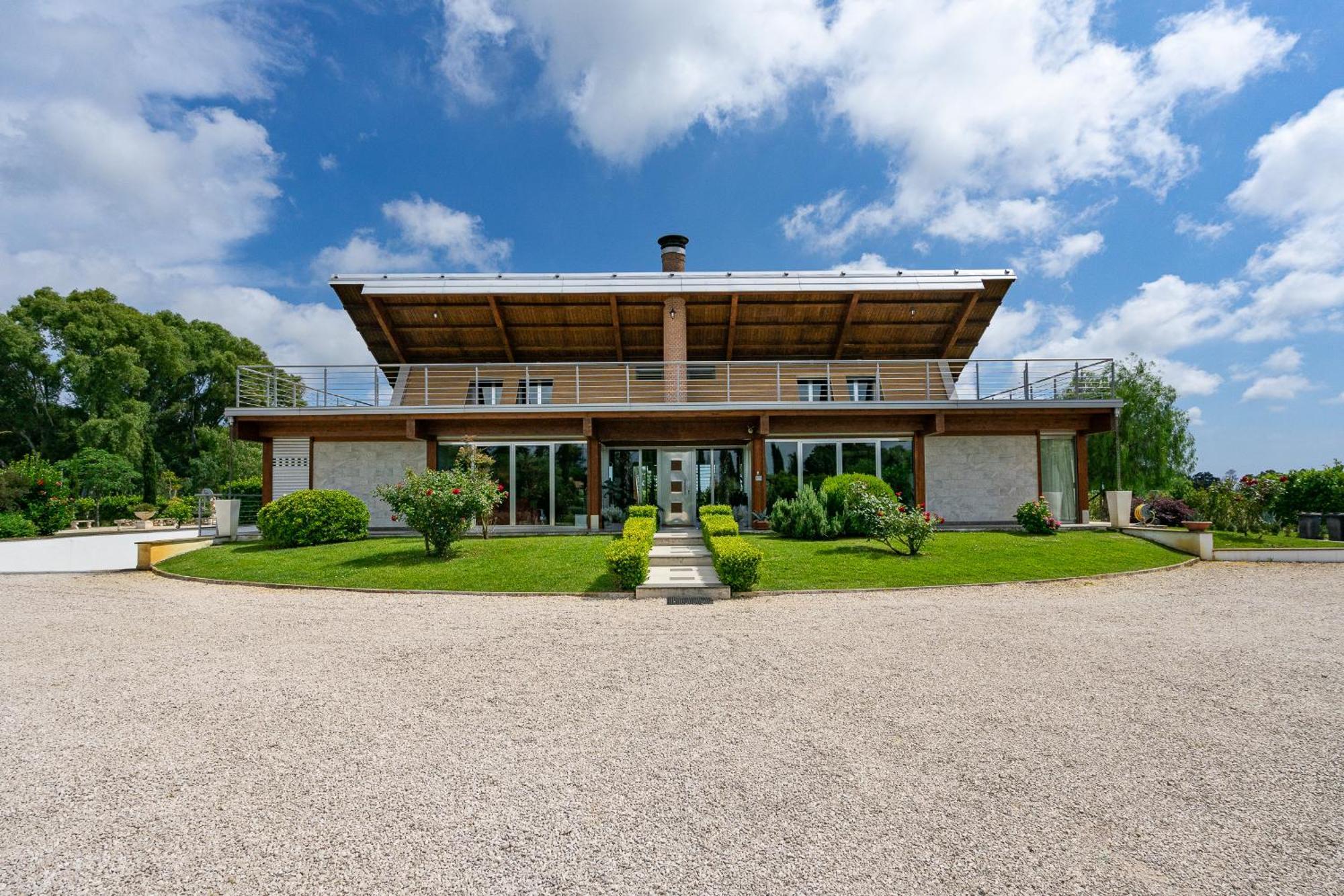 Casale Delle Ronde B&B Latina Exterior photo